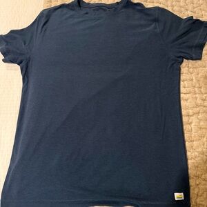 Vuori Navy Strato tech M (no tag see measurements)